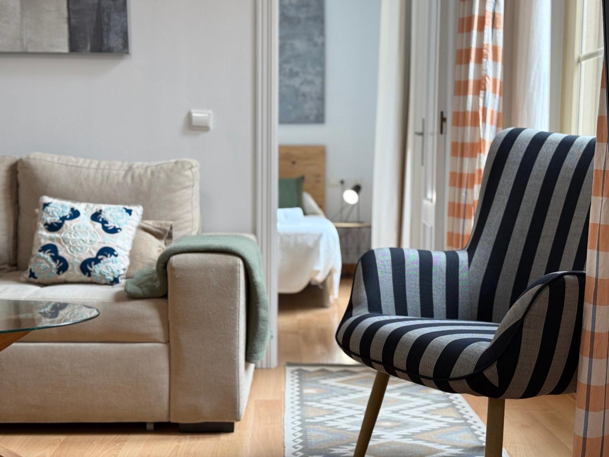 Cozy 1br Picasso By Easytrip Апартаменты Малага